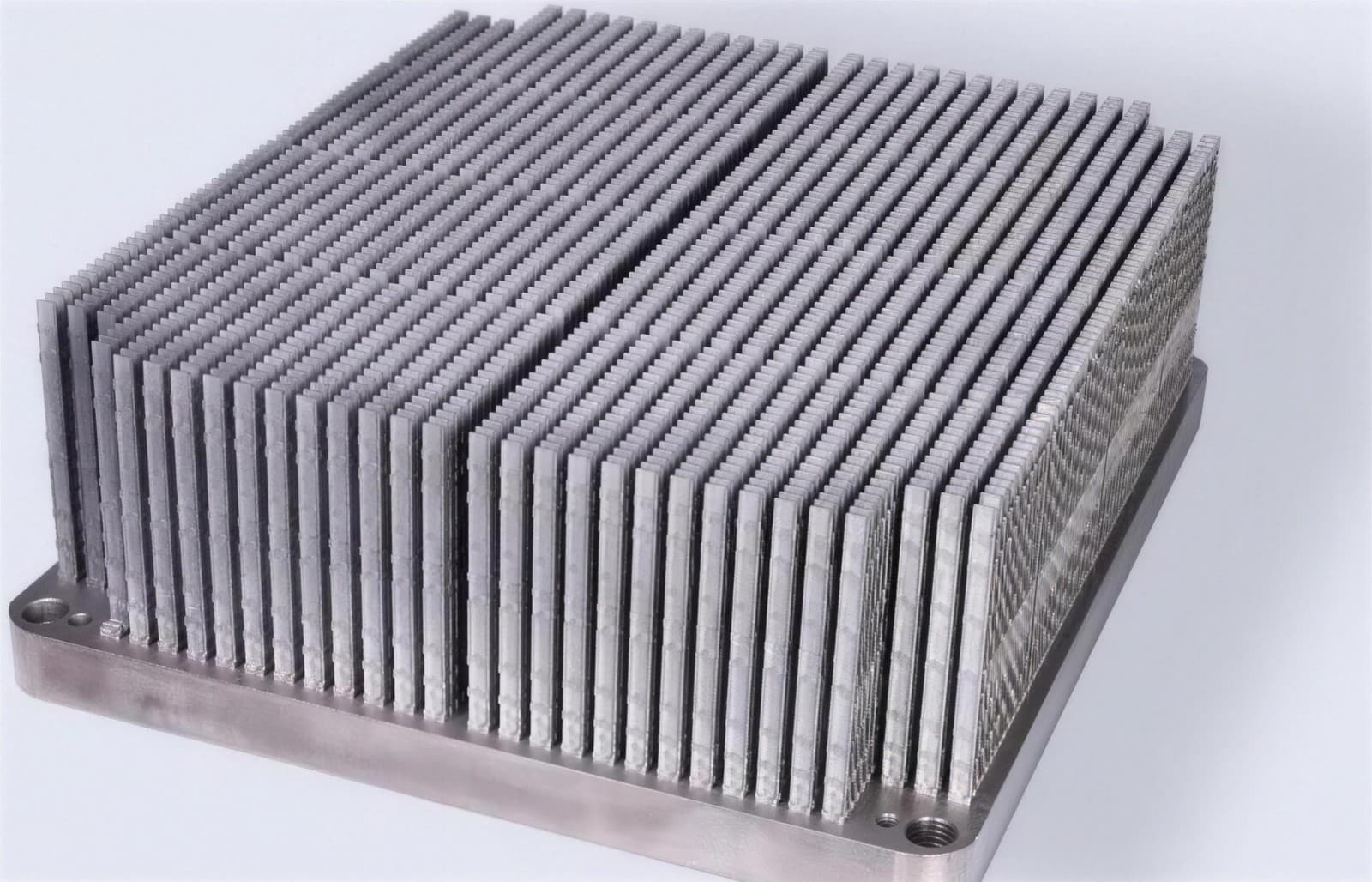 Conformal heat sink printed on the FastForm FF-M420